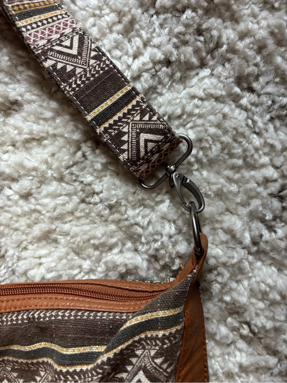 Cato Large Weekend Bag 15x21x8 Canvas Geometric Tribal Southwestern Adjustable